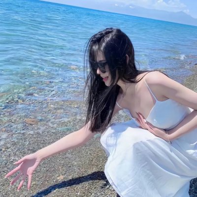 9顶假发的女孩